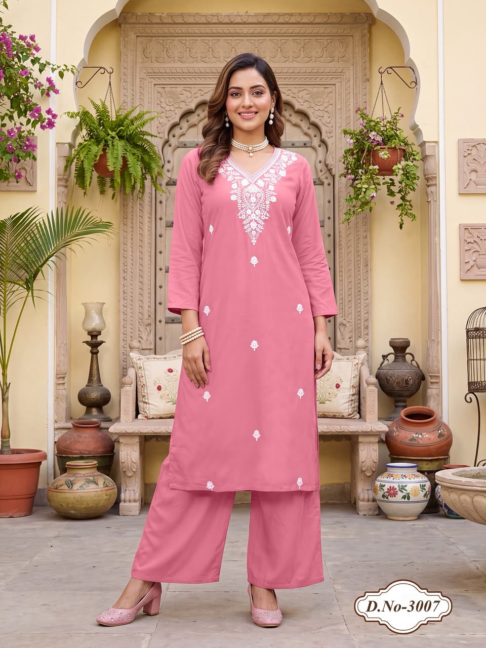 Beautiful designer lucknowi Kurti plazo