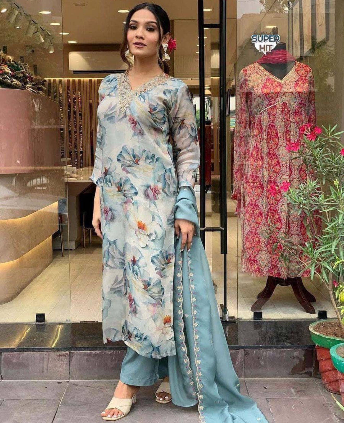 Beautiful designer Pakistani style suit