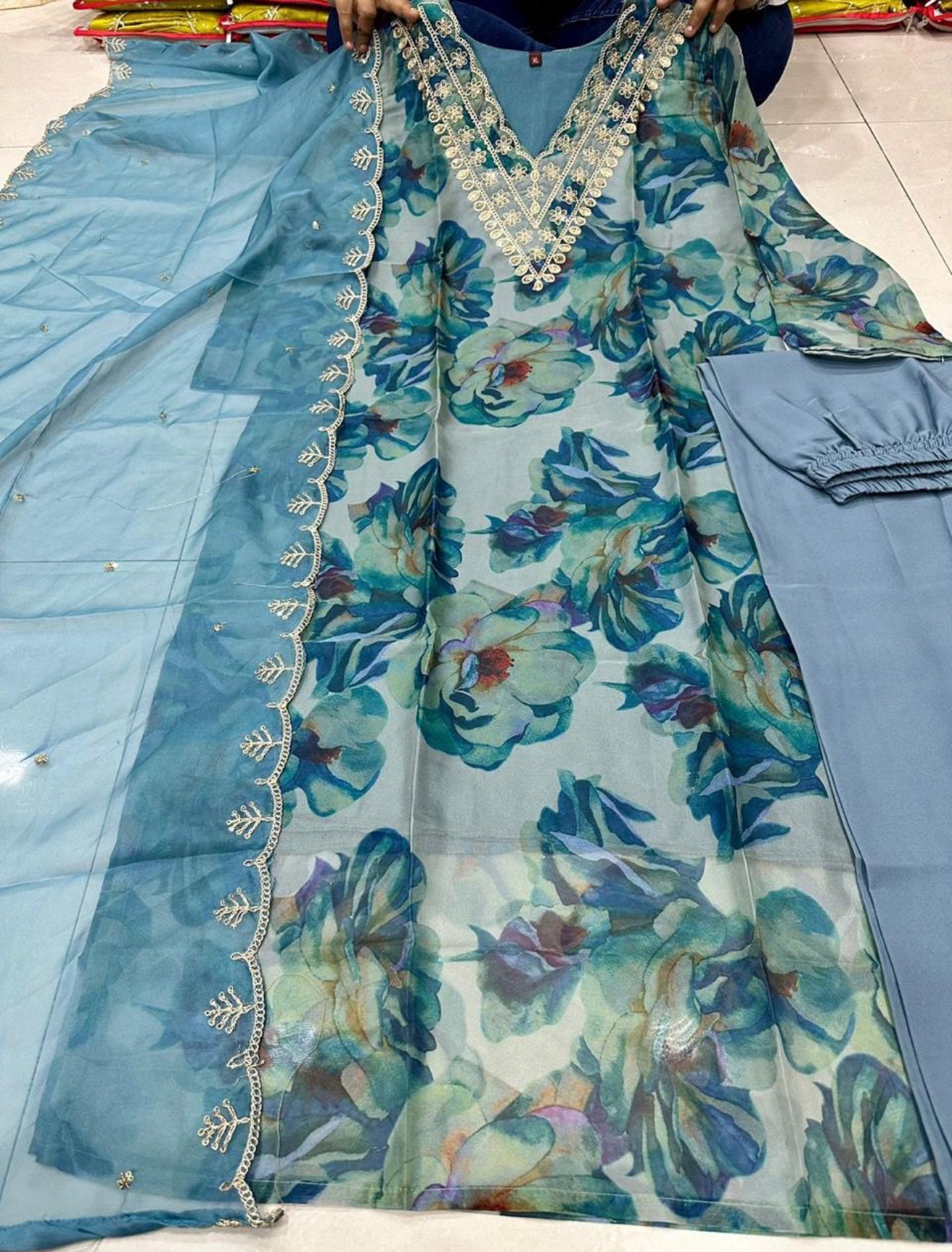 Beautiful designer Pakistani style suit