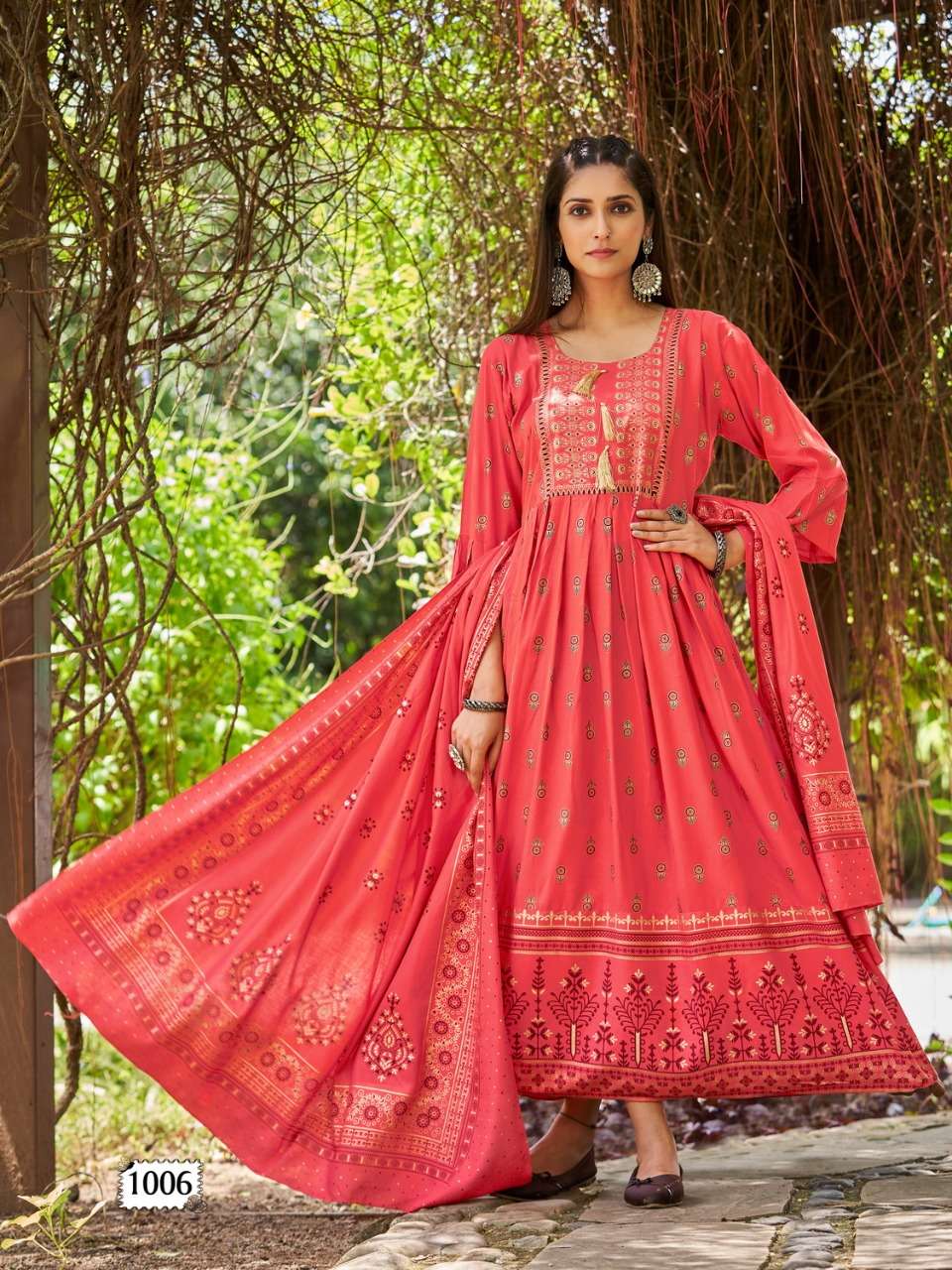 Beautiful designer Rayon Foil Printed Kurtis With Dupatta Set