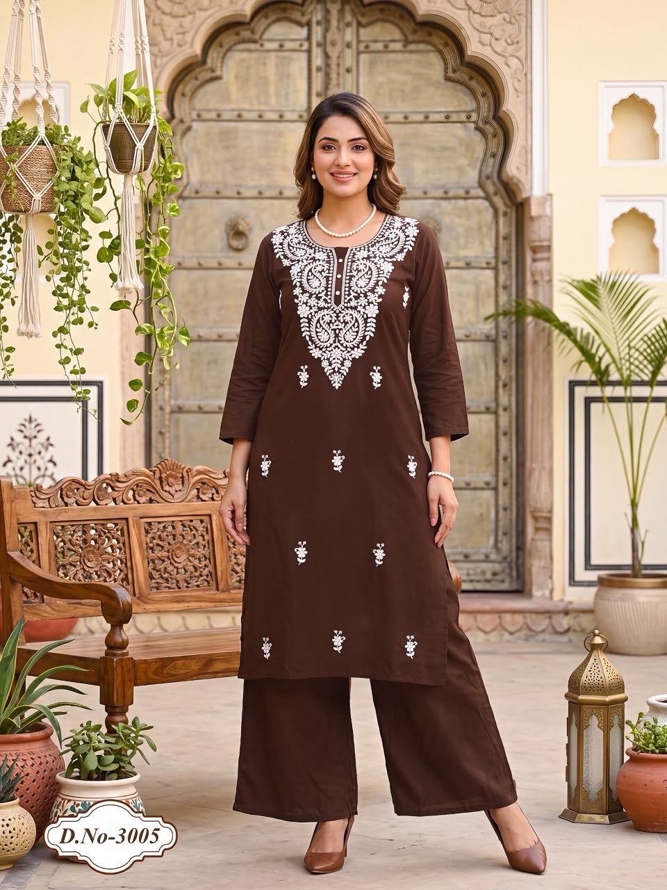 Beautiful designer lucknowi Kurti plazo