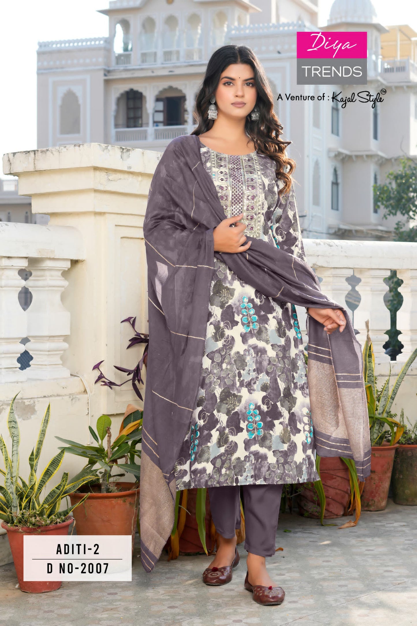Beautiful designer Kurti with pants with duppatta