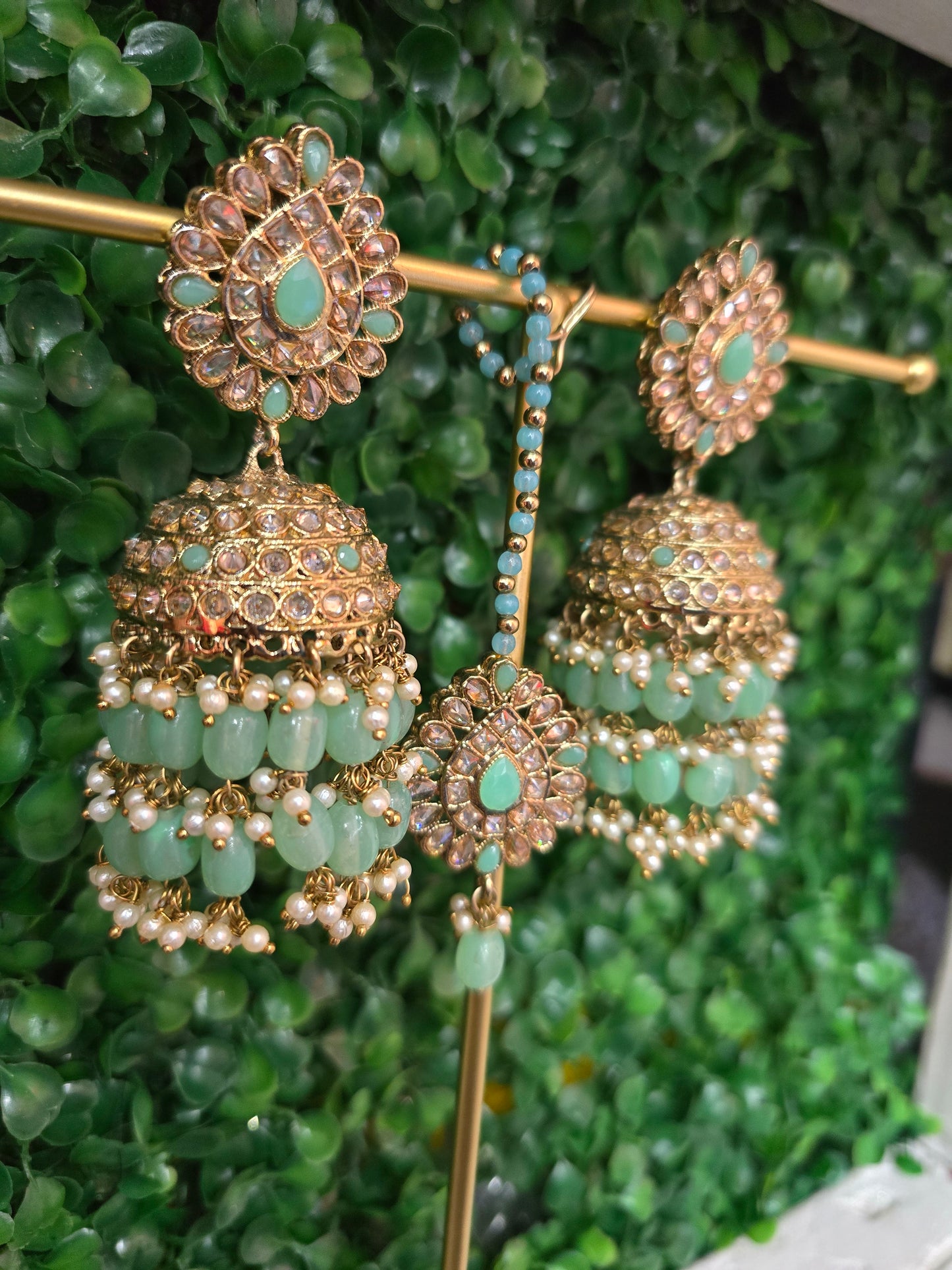 Beautiful designer jhumki earing with tikkah