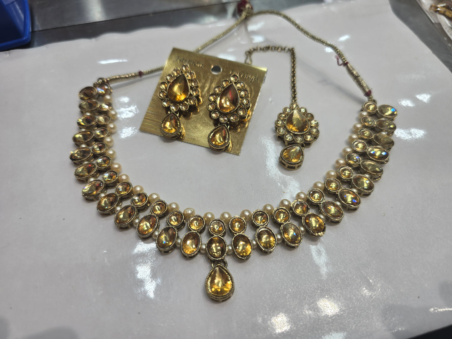 Beautiful designer necklace set with earring and bindi