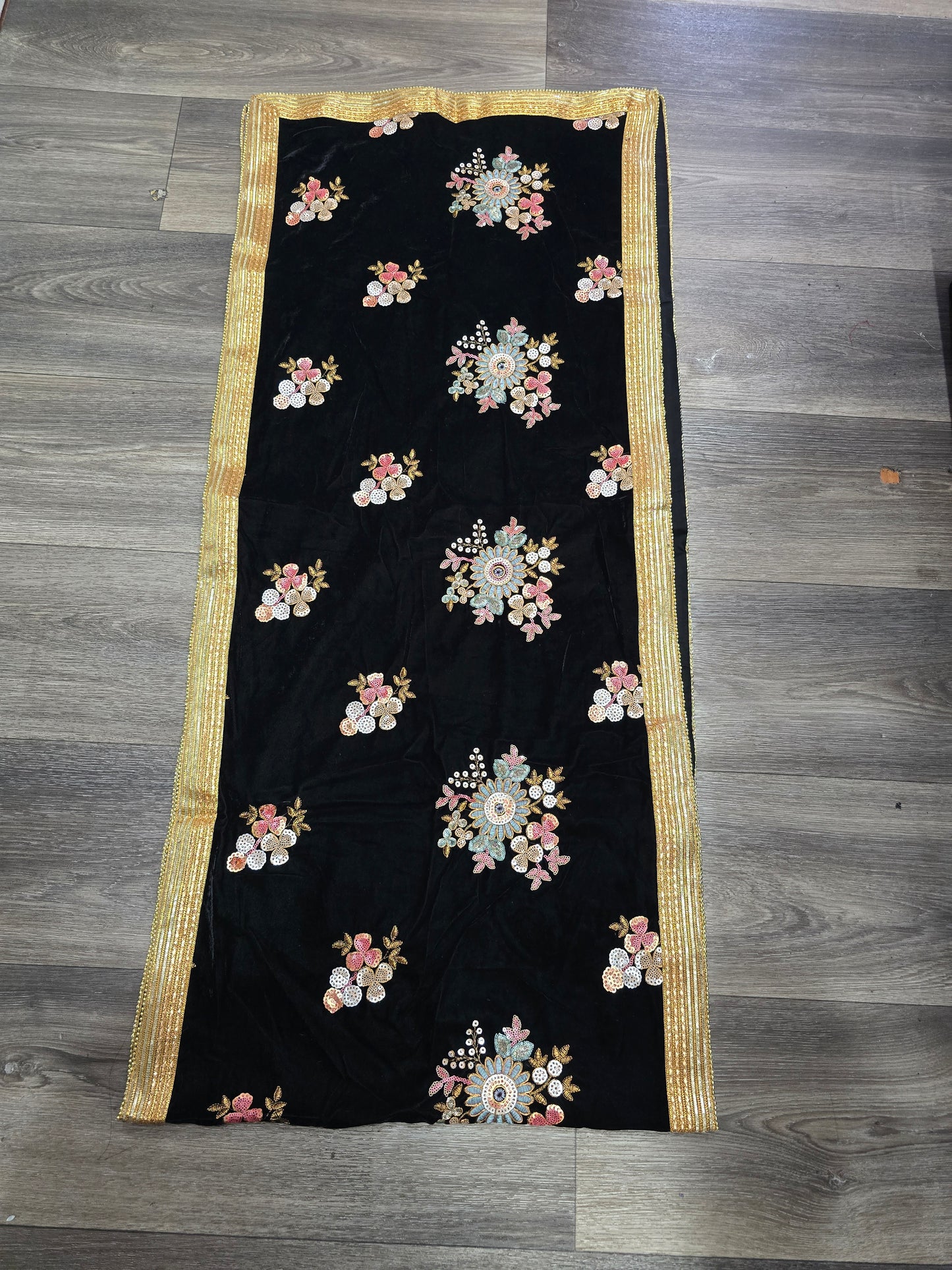 Beautiful designer velvet embroidered duppatta