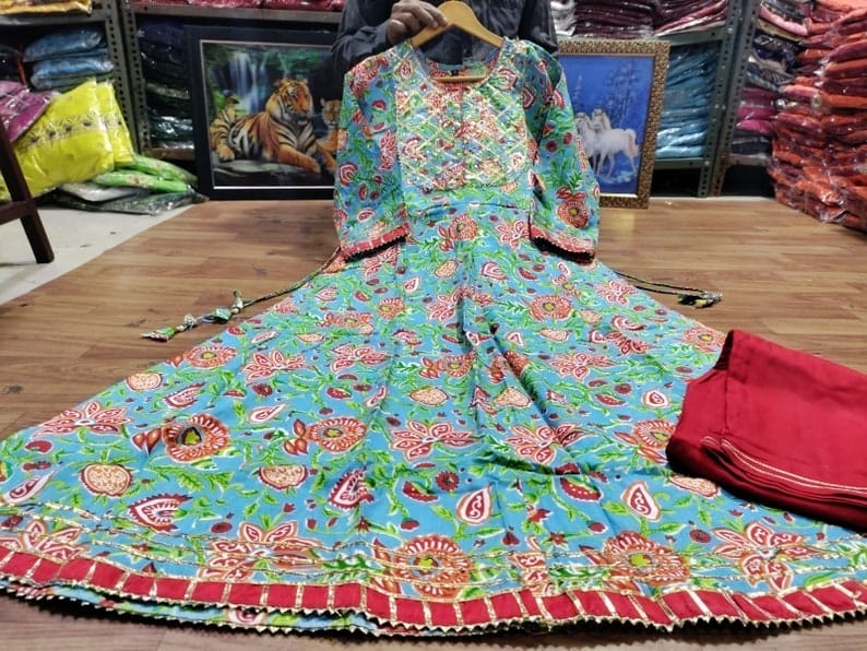 Beautiful designer flare Kurti pants & dupptta