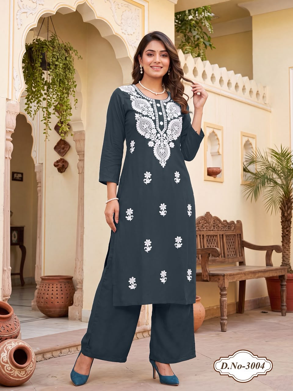 Beautiful designer lucknowi Kurti plazo