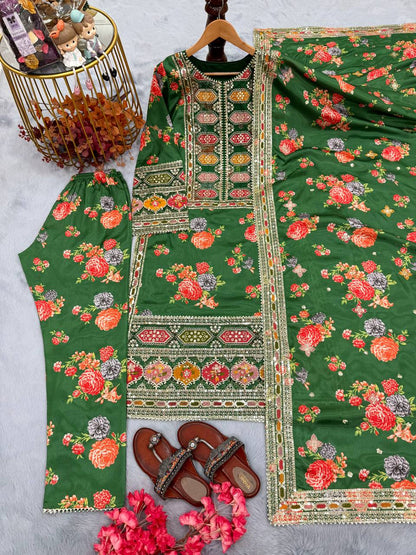 Beautiful designer Pakistani style suit