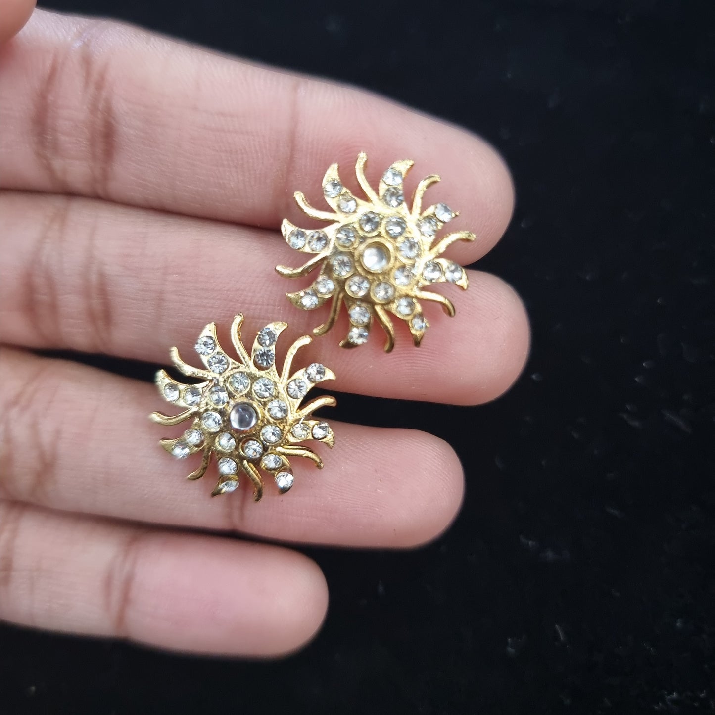 Beautiful gold plated stud earings