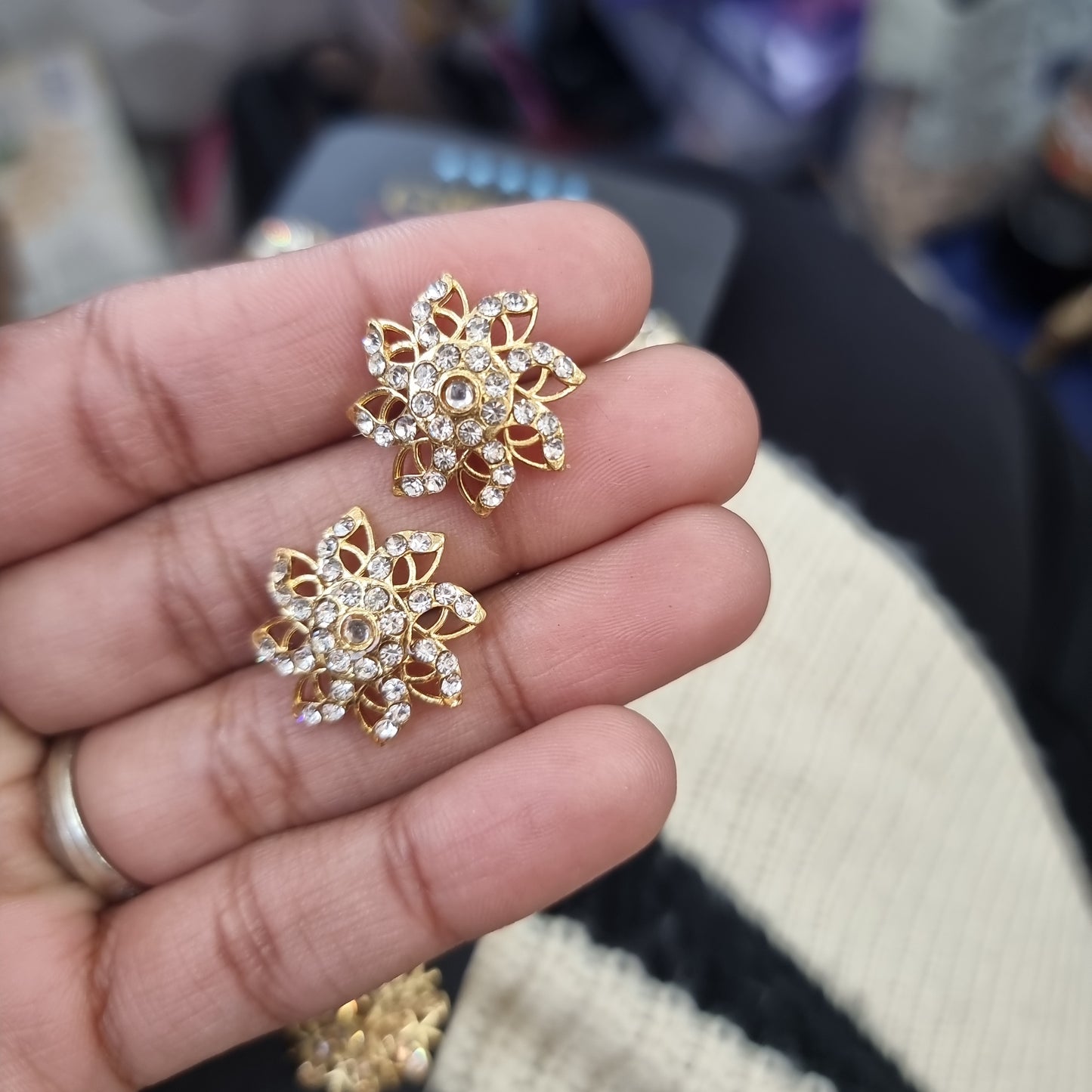 Beautiful gold plated stud earings