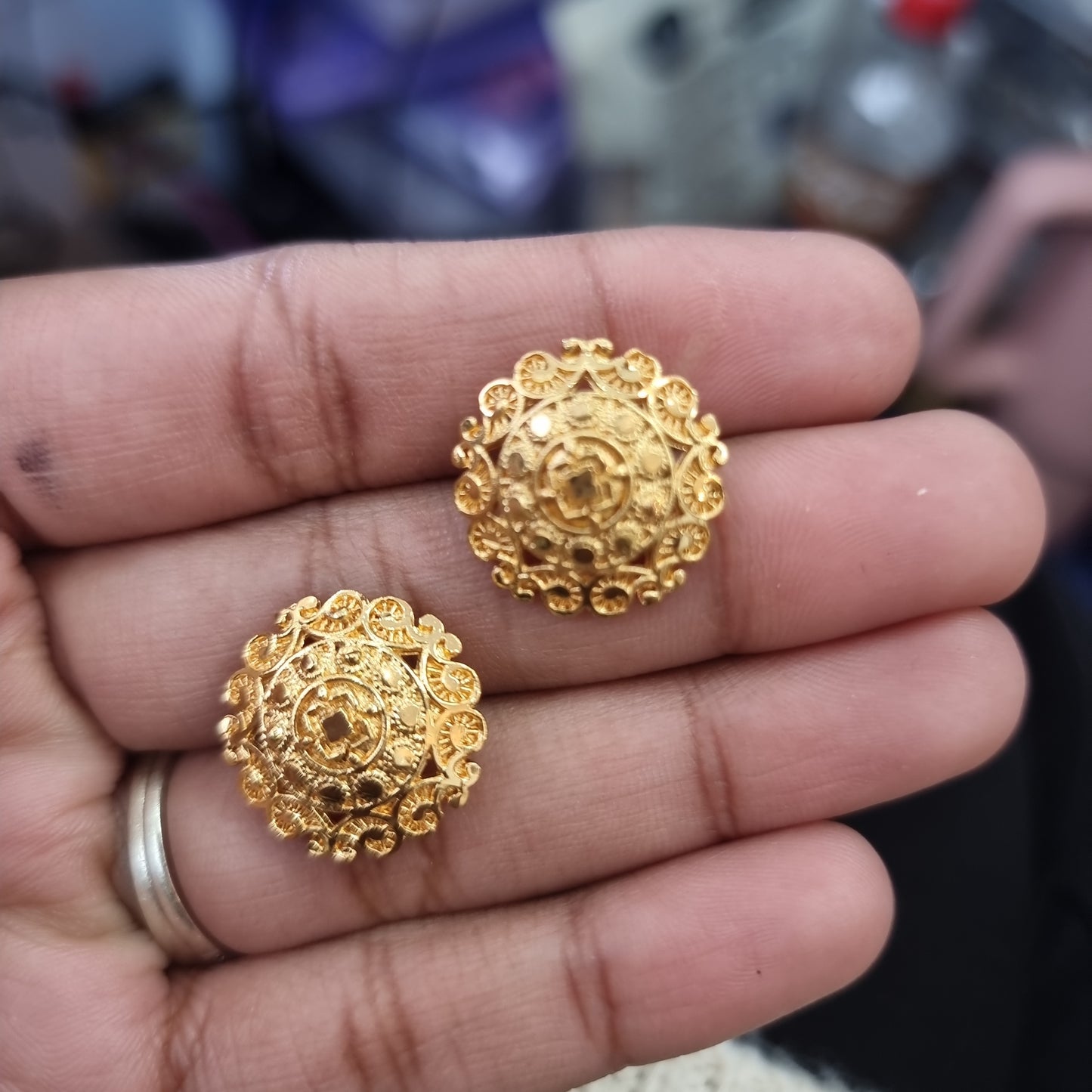 Beautiful gold plated stud earings