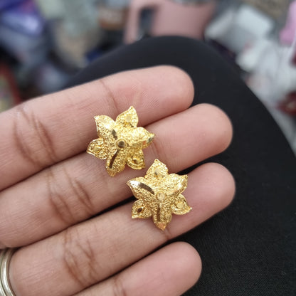 Beautiful gold plated stud earings