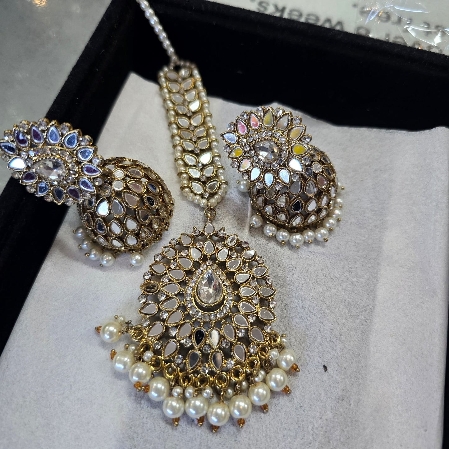 Beautiful designer jhumki earing and tikkah set