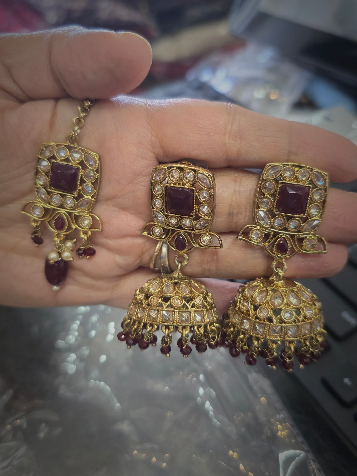 Beautiful designer earrings bindi