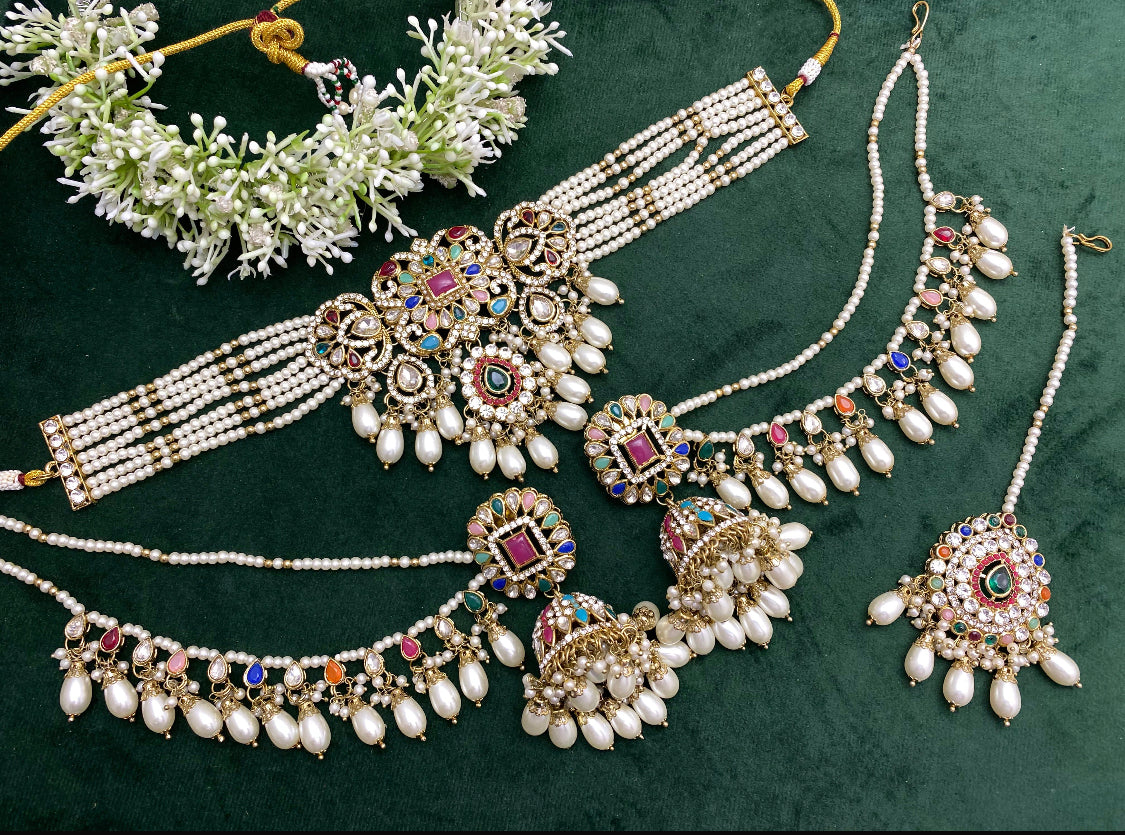 Beautiful designer Pakistani style necklace set