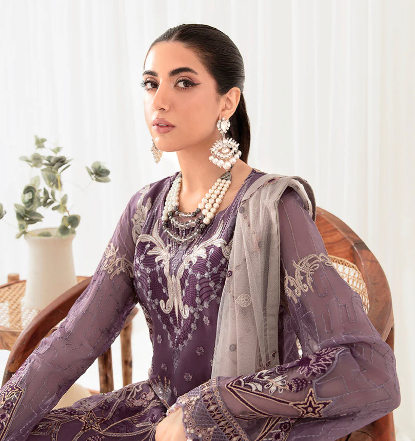 Beautiful designer Pakistani style suit