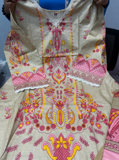 Beautiful designer Pakistani style suit