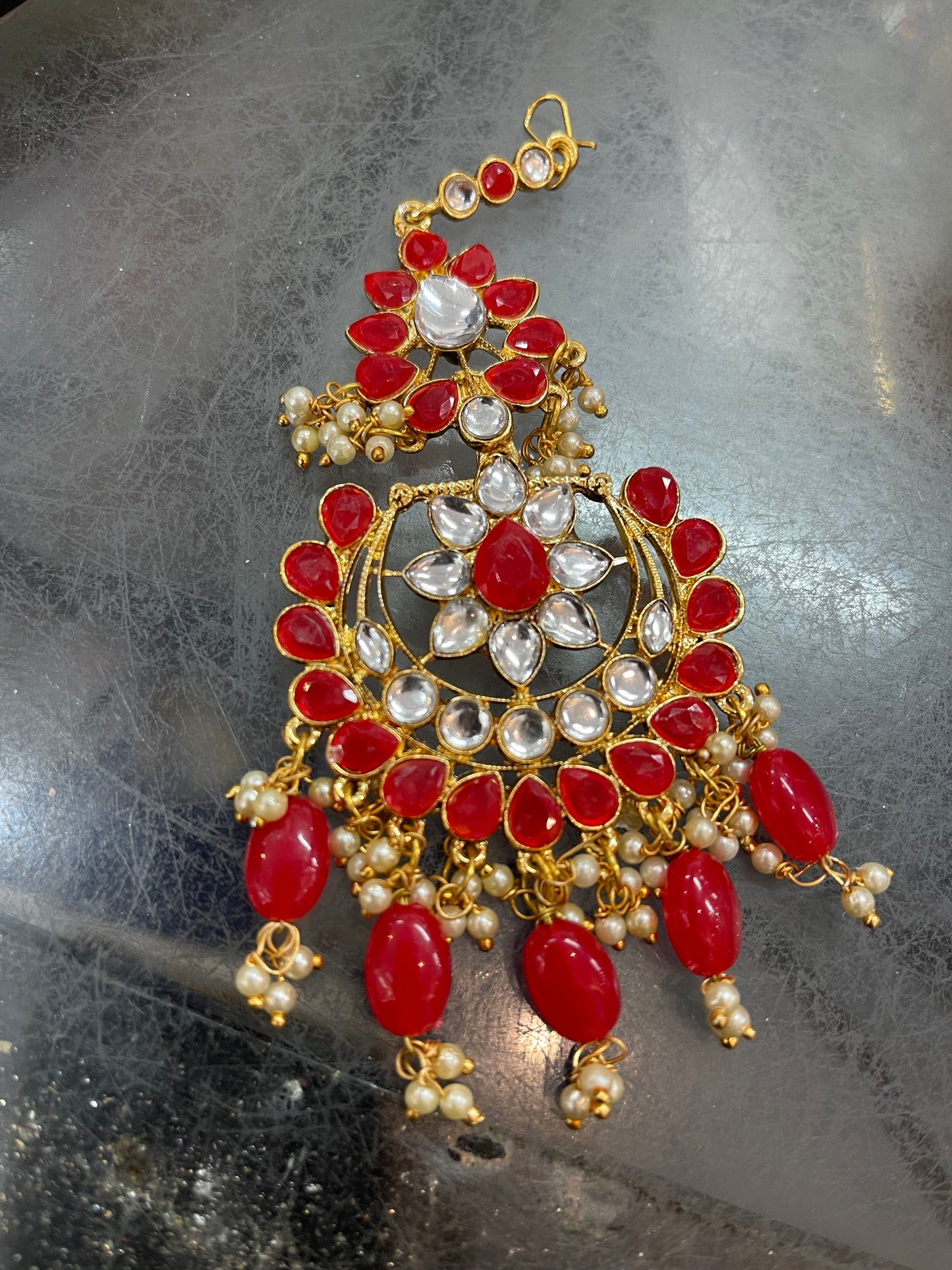 Beautiful designer bindi/tikka