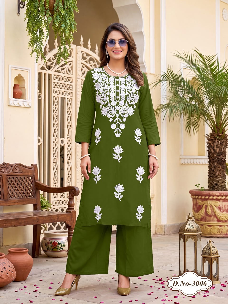 Beautiful designer lucknowi Kurti plazo