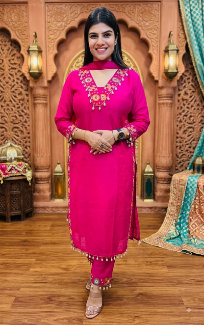 Beautiful designer Kurti pants dupatta set