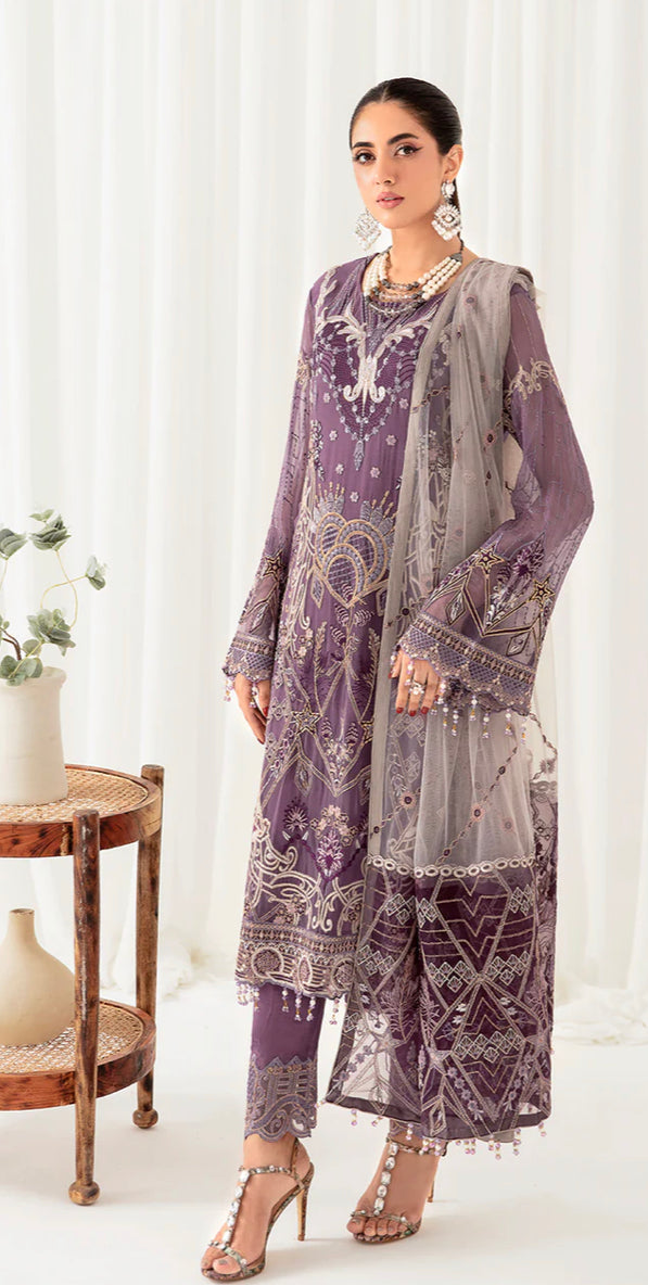 Beautiful designer Pakistani style suit