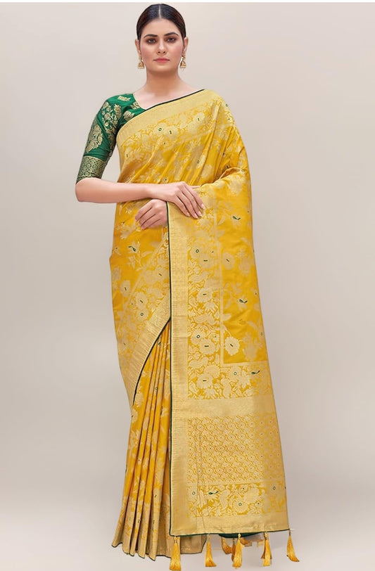 Beautiful designer Women's Banarasi Silk Blend Woven Zari With Tussles Saree and Jacquard Woven Blouse Piece