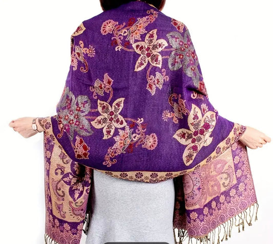 Beautiful designer woolen stroll/shawl