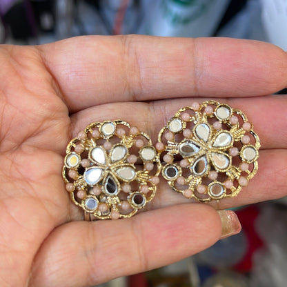 Beautiful designer studs earing