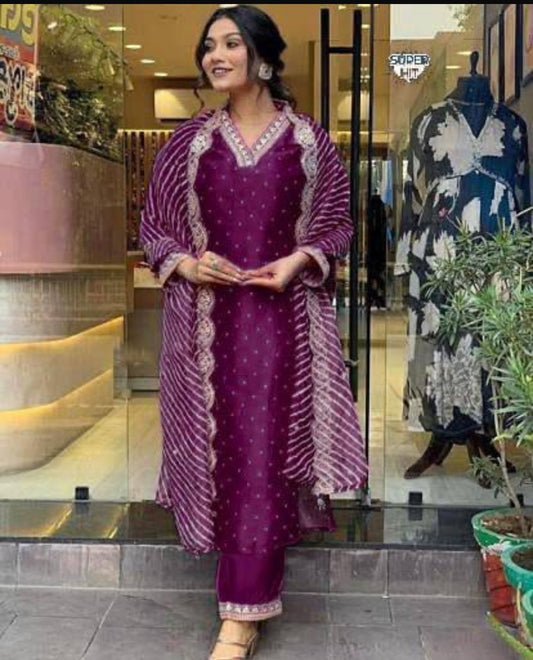 Beautiful designer Pakistani style suit