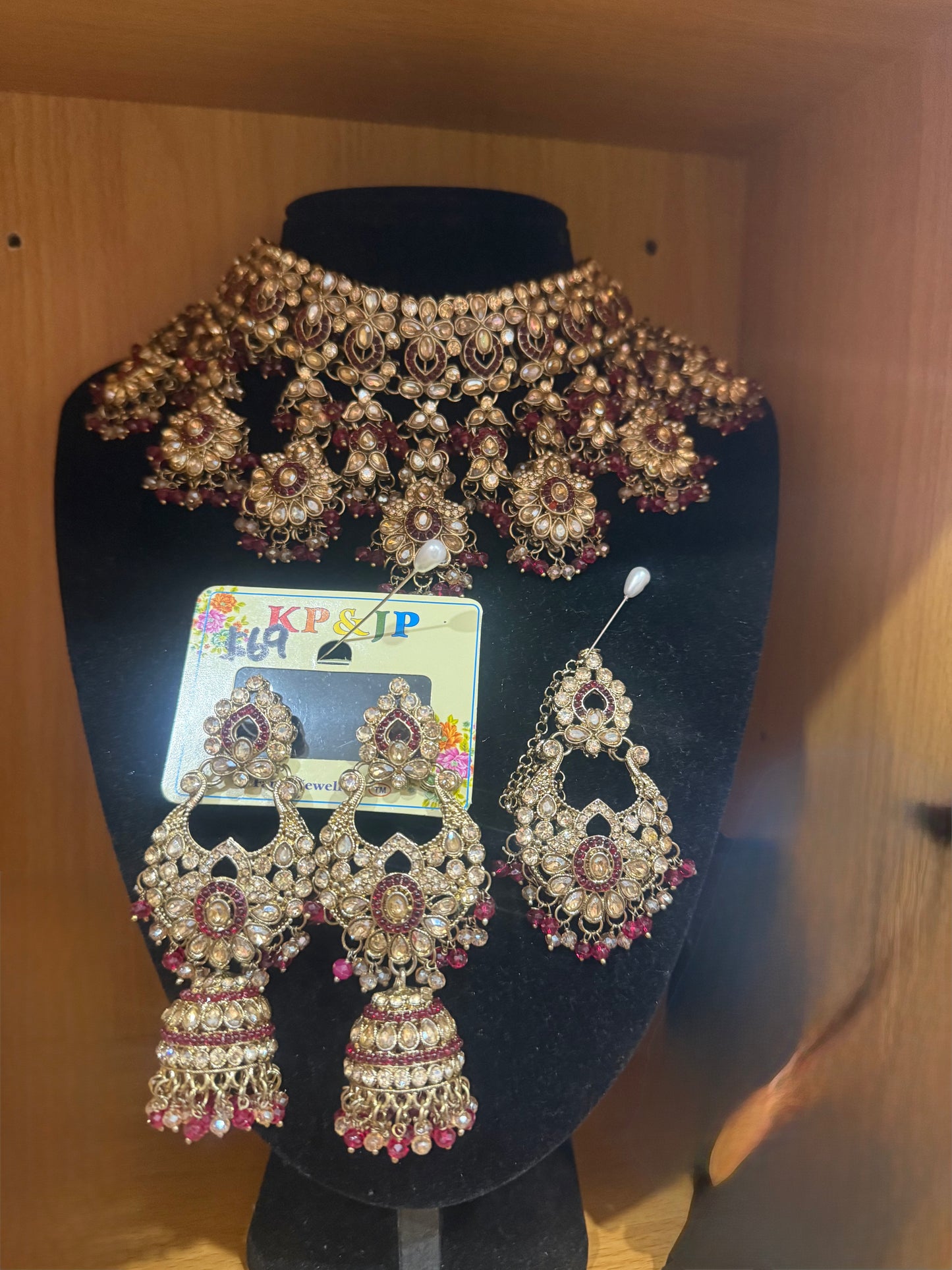 Beautiful designer necklace set
