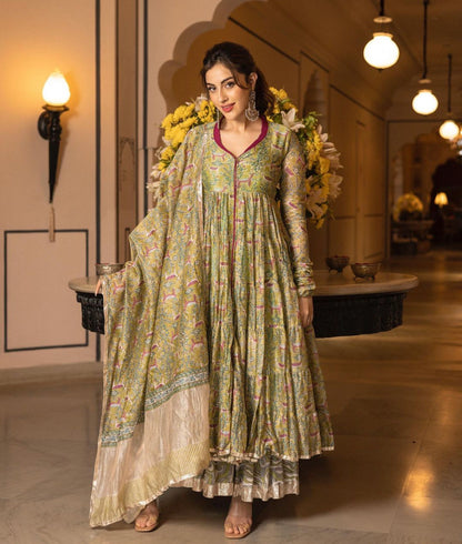 Beautiful designer Soft Chanderi Silk Fabric Readymade anarkhali suit