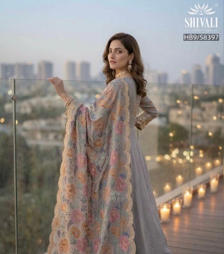 Beautiful designer Pakistani anarkhali suit