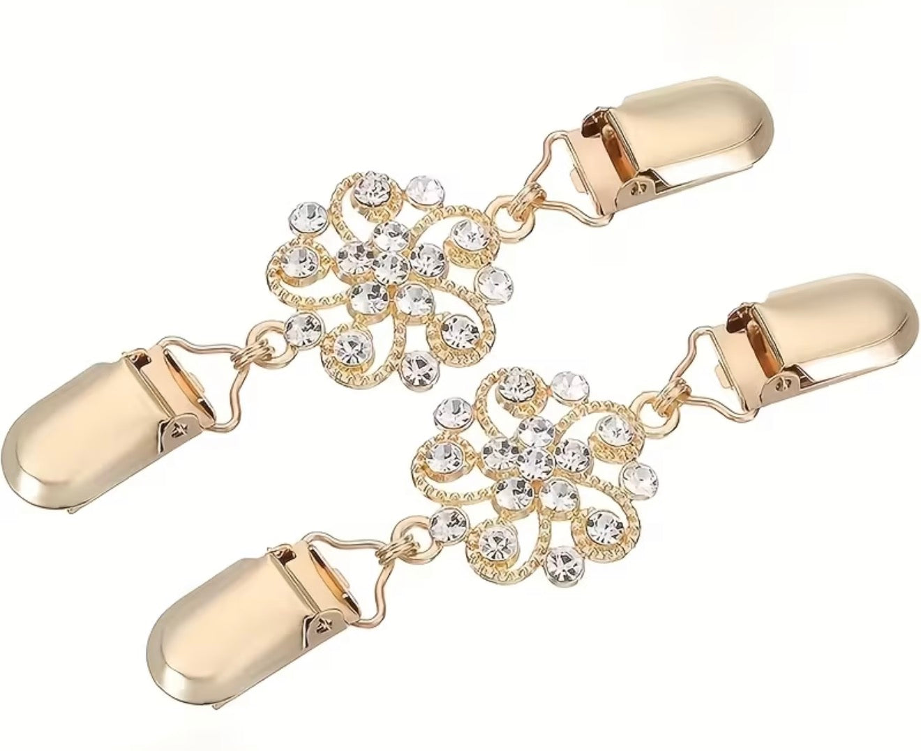 Adjustable brooch for kameez