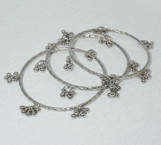 Beautiful designer oxidised Kashmiri bangles set