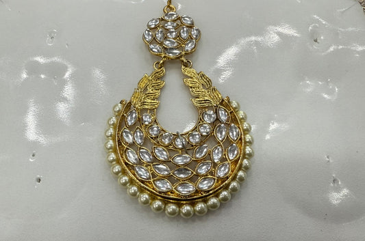 Beautiful designer bindi/tikka