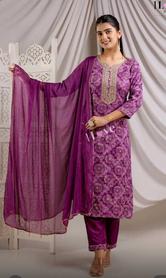 Beautiful designer Pakistani style suit