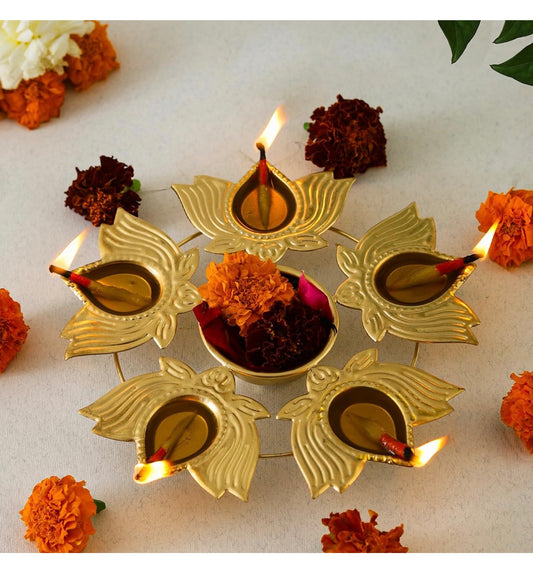 Klassic Unique and Antique 5 Lotus Diya Shape Urli Bowl | Metal, Perfect for Home Decor and Unique Gift for Diwali, Housewarming, Festive Celebrations (Golden, Pack of 1)