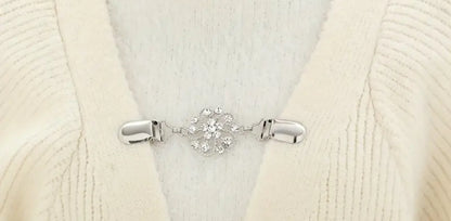 Adjustable brooch for kameez