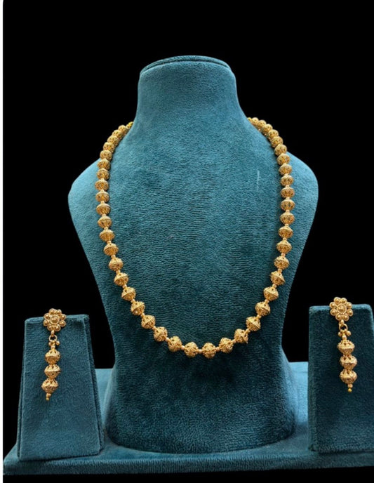 Beautiful designer gold plated moti Mala necklace set