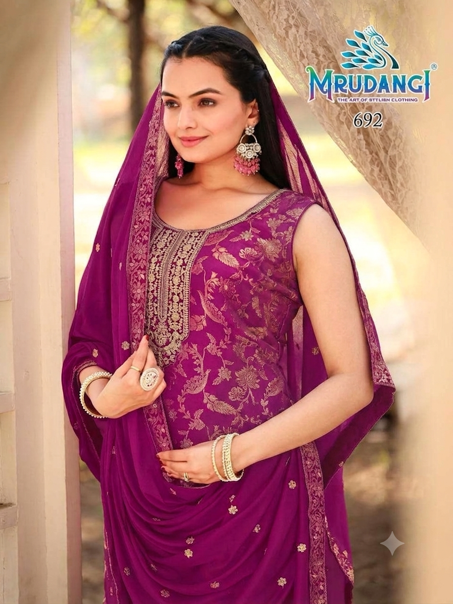 Beautiful designer sleeveless Pakistani style suit