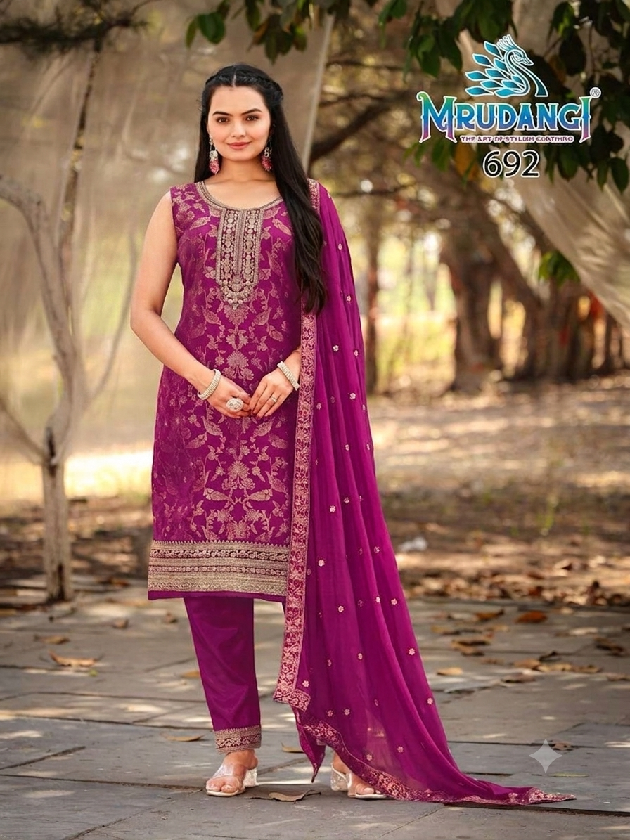 Beautiful designer sleeveless Pakistani style suit