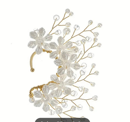 Beautiful ear cuff