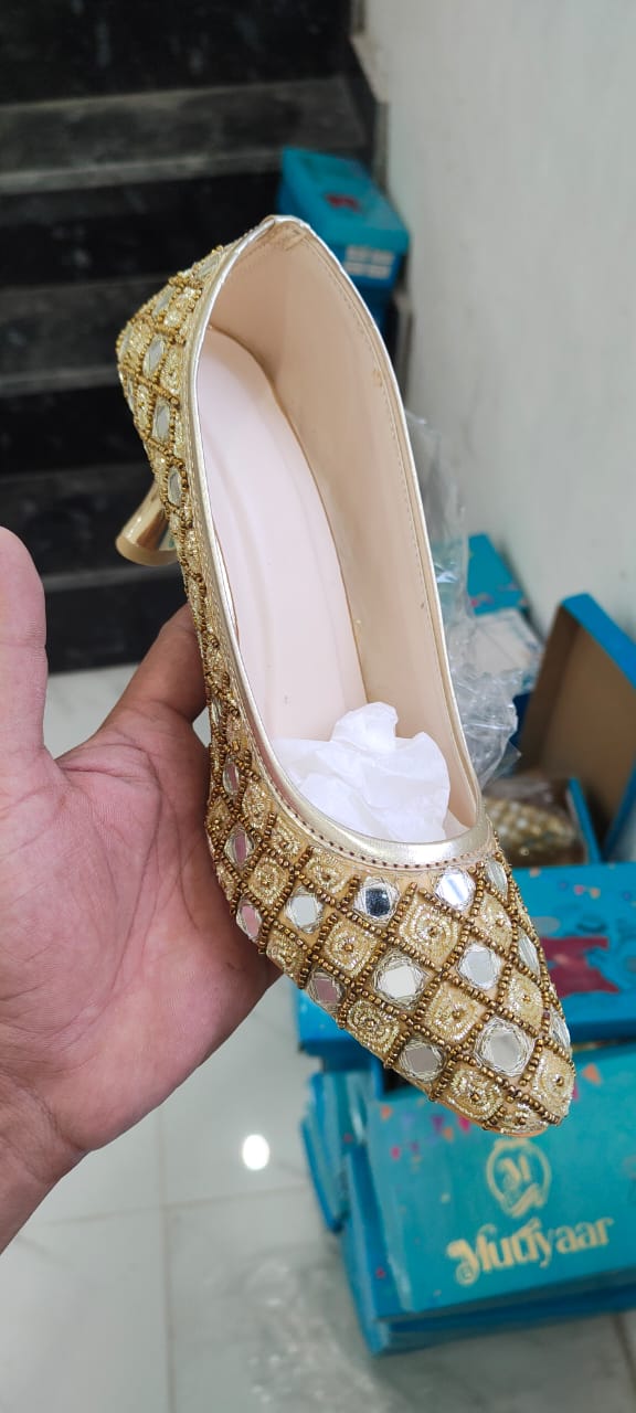 Beautiful designer medium heel for ladies