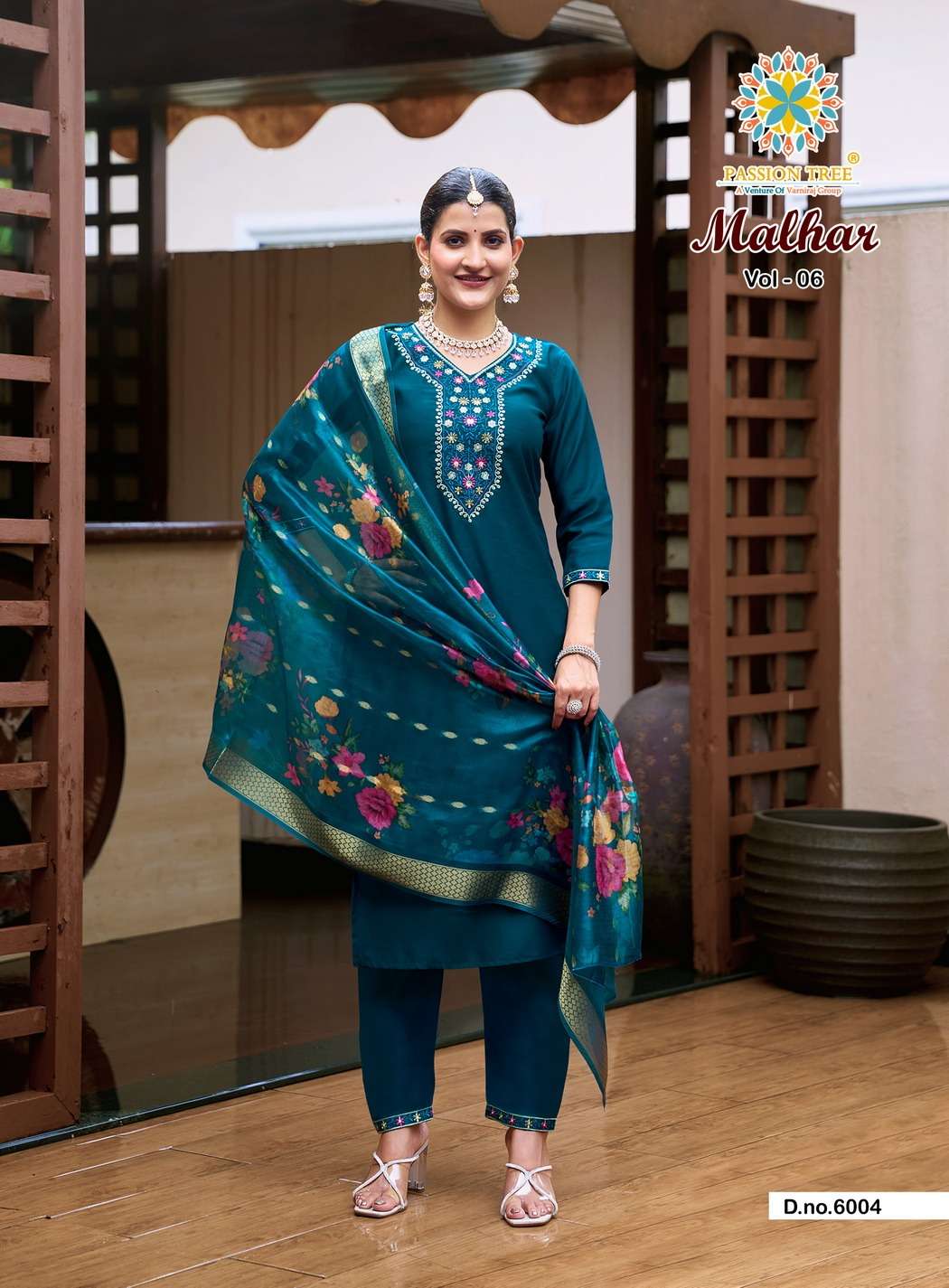 Beautiful designer Kurti with pants with duppatta