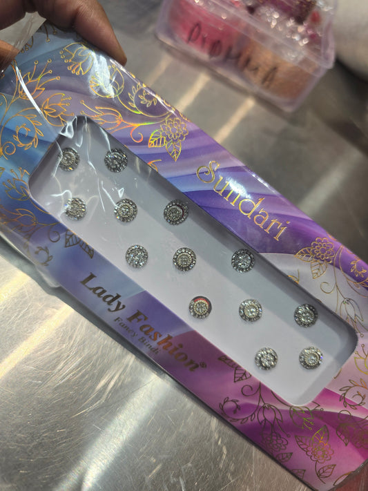 Beautiful designer bindi/tikka