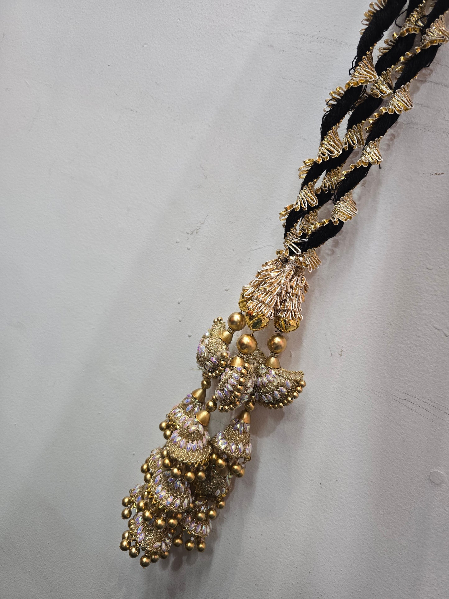 Parandha hair accessories