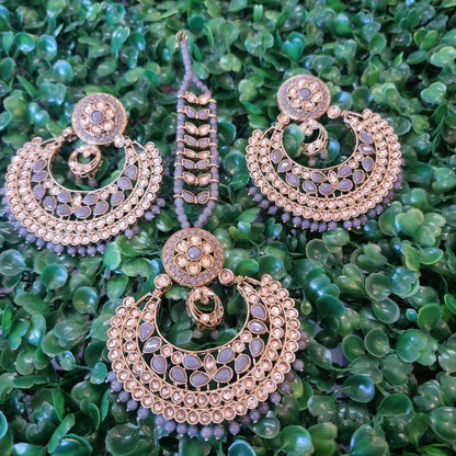 Beautiful designer oversized earing tikkah/bindi set