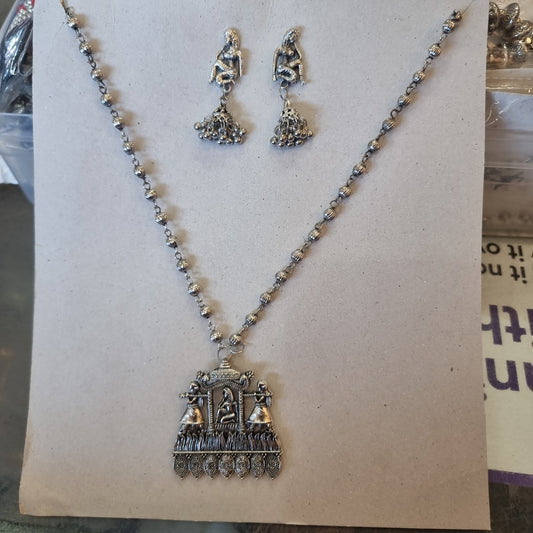 Beautiful designer necklace set