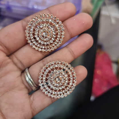 Beautiful designer stud earing