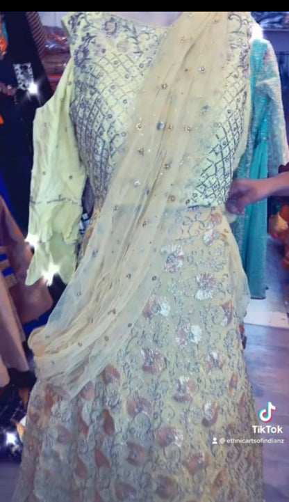 Beautiful designer ready made Lengha choli